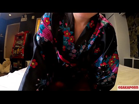 ❤️ Keçika ciwan a cosplay ji seksê hez dike ku bi orgazmê bi şûjinek di hespêk û blowjob de. Keçika Asyayî ya bi pisîka porî û bi cil û bergên kevneşopî yên Japonî di vîdyoya amator de ku masturbasyona bi pêlîstokên qijikê nîşan dide. Sakura 3 OSAKAPORN. ❌ Sluts li me ❌❤