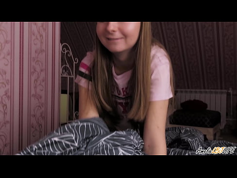❤️ Blondie BFF-ya xwe bi kûr dimije û di devê xwe de diqelişe ❌ Sluts li me ❌❤